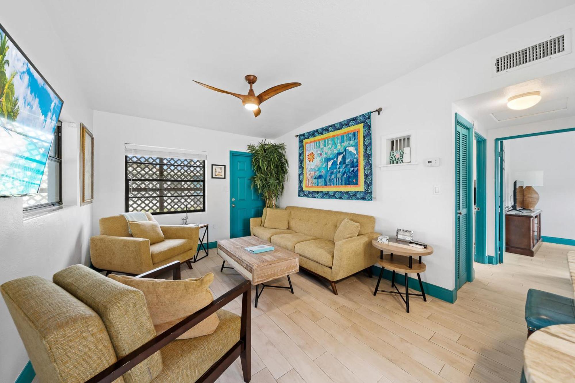 Uptown Cottage - Walk To The Beach And Restaurants 可可比奇 外观 照片